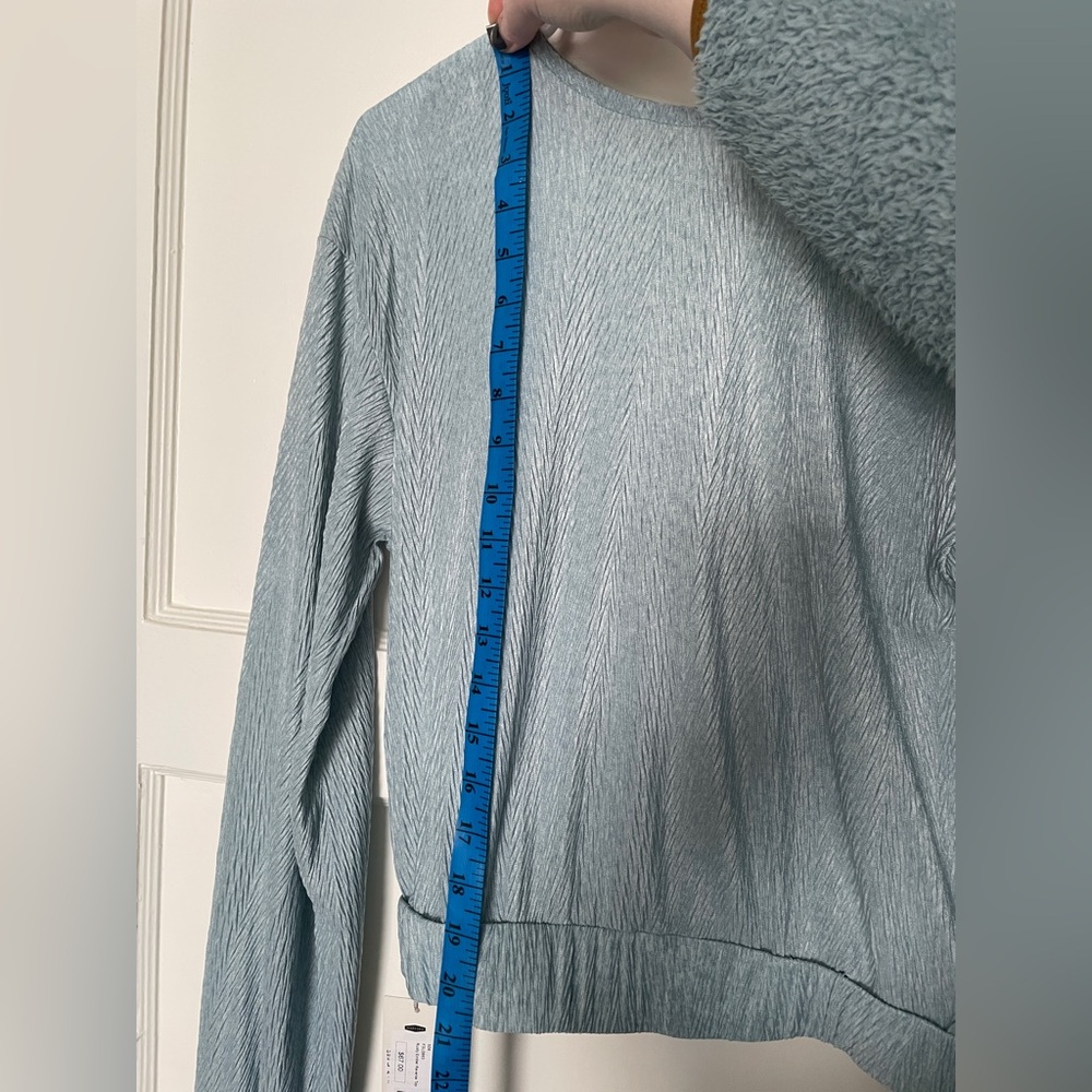 Rusty Ember Reverse Wrap Style Top - Picture 4 of 11